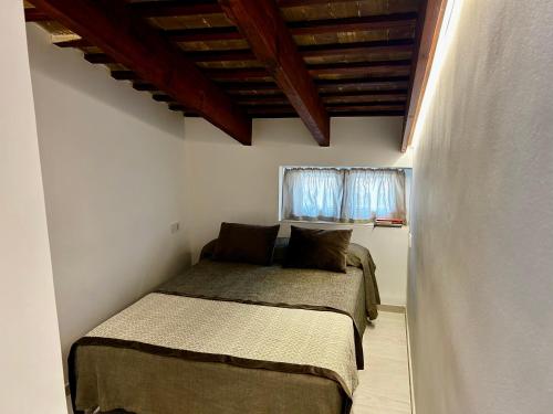 One-bedroom Loft Apartment  image 8
