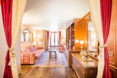Corte Realdi Suites Piazza Erbe, Verona (Foto 7)