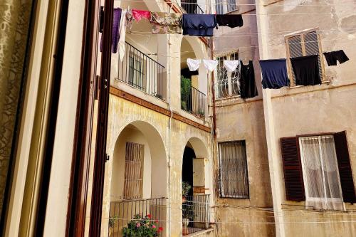 Aleardi Halldis Apartment - Tap to explore photos