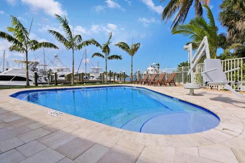 Sailfish Suites - 12 - waterfront lodging in Port Salerno