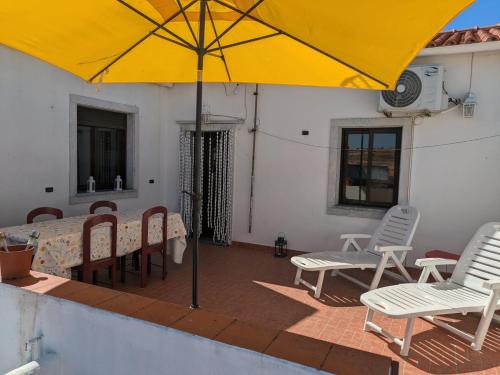 Casa Amarela - Praias Alqueva in Campinho