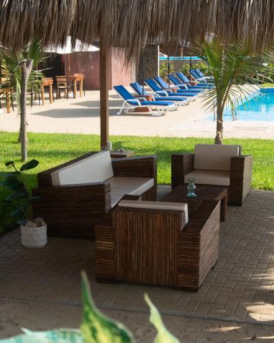 Buitenkant, Hotel Gran Azul Bungalows in Canoas De Punta Sal