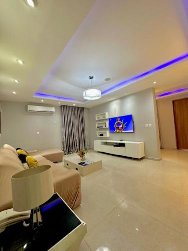 Dynamic Charis, Lagos (photo 8)