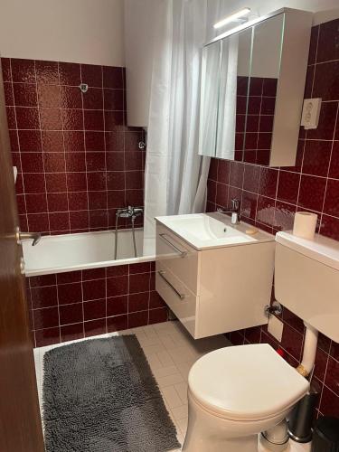 Salle de bain, Baroness von Kitzsteinblick am See in Wiesenlehen