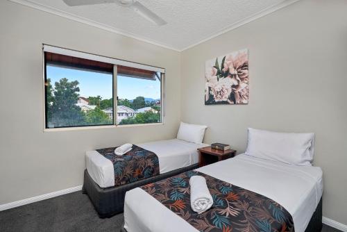 Three-Bedroom Apartment image 6