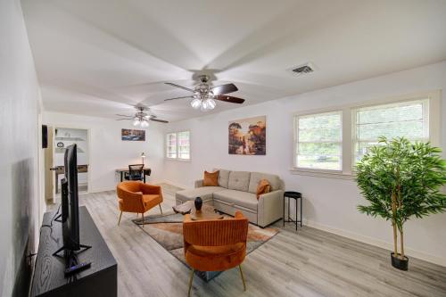 Spacious 5 Bed Home with Massage Chair and Futsball Table