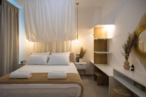 Encanto Studios, Parga