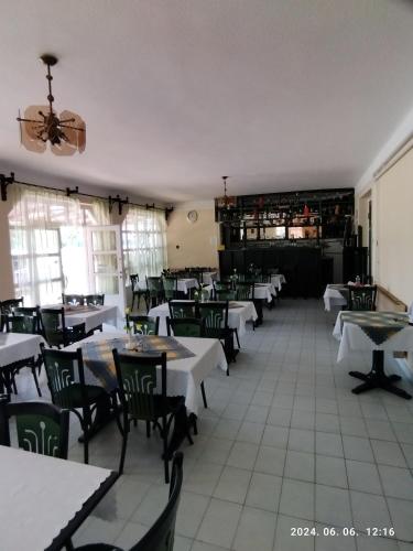 Restaurant, Start Panzio-Etterem in Hajduszoboszlo