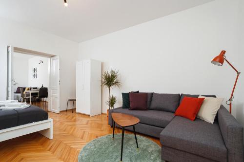 2 bedroom apartment - Old Town - Zwierzyniecka 8 street, Kraków