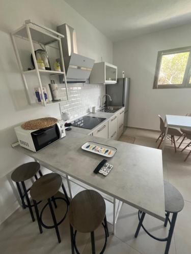 DORIA HOUSE 1 2