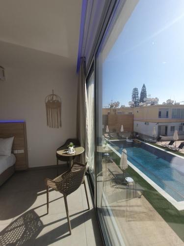 منظر, Sun Plaza Suites - Adults Only in أيانابا