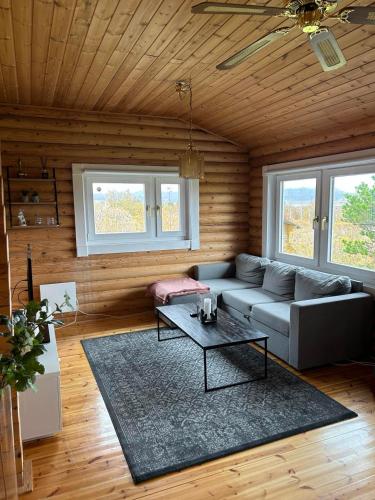 Luxury cottage located in the Golden Circle, mountain view! in Laugarvatn