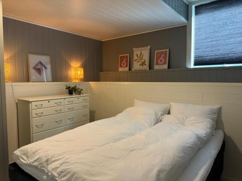 Small apartment in the harbour of Jørpeland, Jørpeland (photo 9)