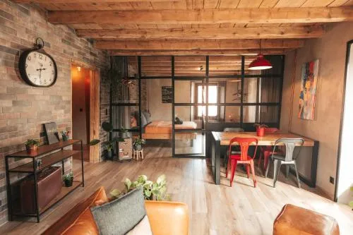 Appartement thématique: Voyage Industriel in Travers, Schweiz
