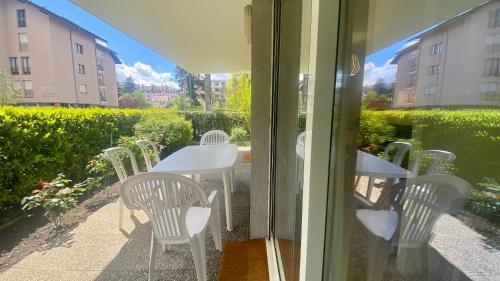 Apartment with Terrace image 10