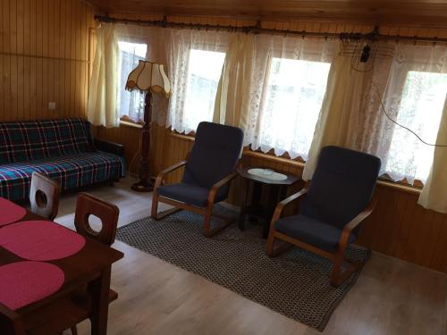 2 bedrooms, 4 beds