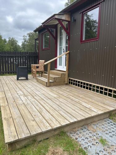 1Lochness glam lodges Room Type - Deluxe Double Room with Balcony
