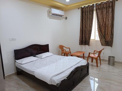 Govinda Krishna Comforts in Visveshwara Nagar