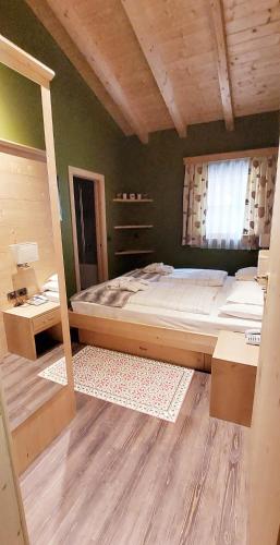 Hotel Somont Room Type - One-Bedroom Apartment