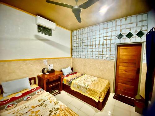 room detail thumbnail 1