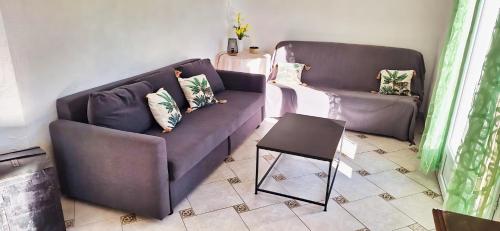 Maison provençale dans un cadre bucolique Maison provençale dans un cadre bucolique