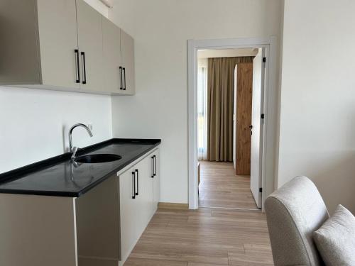 Petra Port Room Type - Deluxe Suite with Sea View