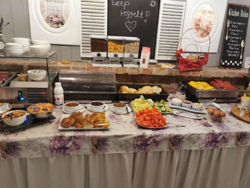 Eten en drinken, Men's World in Gyula