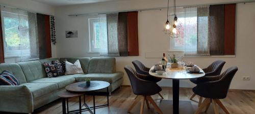 設施, Haus Adrian in 華爾德岩阿爾堡