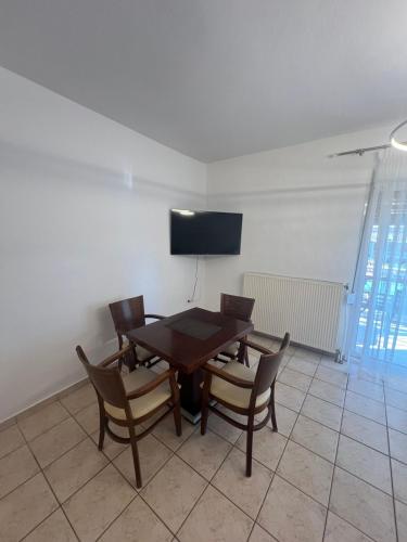 La Plage Family La Plage Family