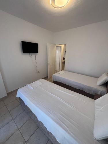 La Plage Family La Plage Family