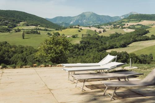 Casale Grifondoro in Pergola (Urbino)