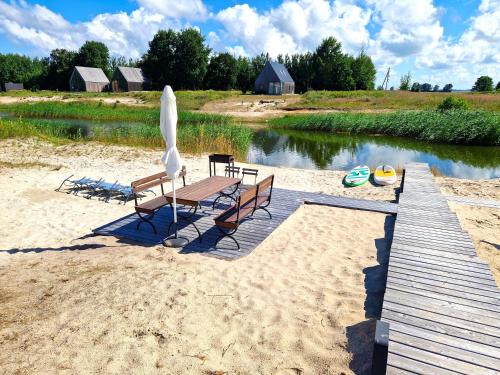 strand, Namas prie Kuršių marių, Svencelė (Namas prie Kursiu mariu, Svencele) in Priekule