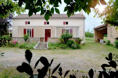 Les lucioles, charme, calme, nature et fraîcheur gîte à louer Soulaures