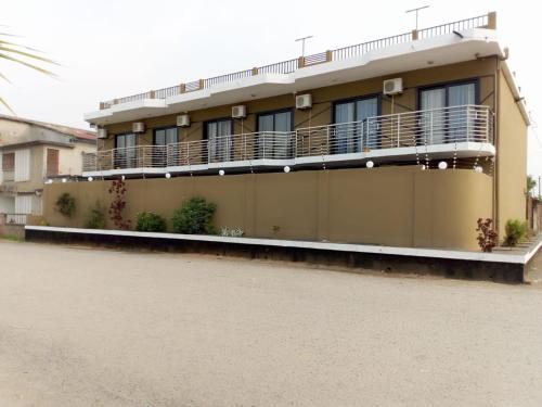 . Hotel Confort