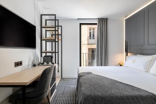 Cal Roure Boutique Hotel - Tap to explore photos
