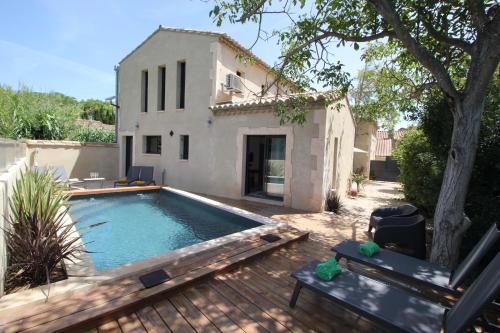 Villa Betty -piscine chauffée- gîte à louer Paradou
