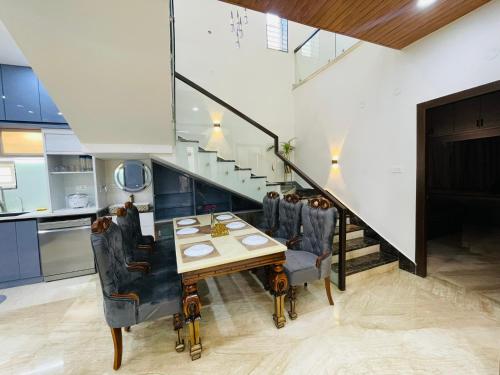 Luxurious Garden view Duplex, Hyderabad