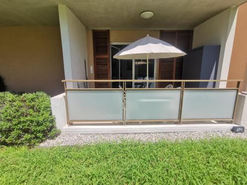 Balcony/terrace, Appartement avec terrasse in La Pompignane