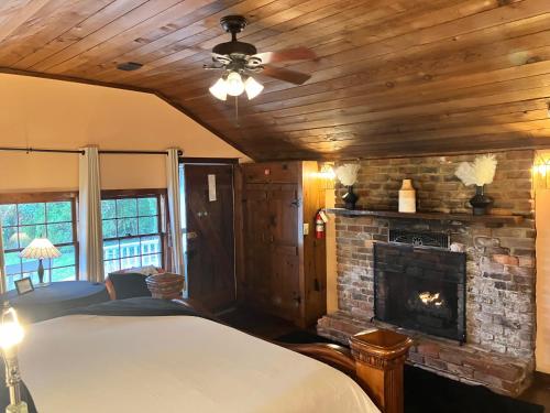 Prospect Hill Inn & Restaurant - image 11