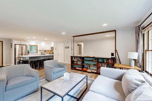 Falling Pines Falling Pines