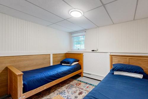 Falling Pines Falling Pines