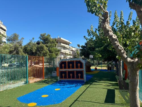 Maria's Apartment Next to Alimos Metro Station in Ilioupoli