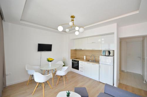 Pearl Shell Apartments 3