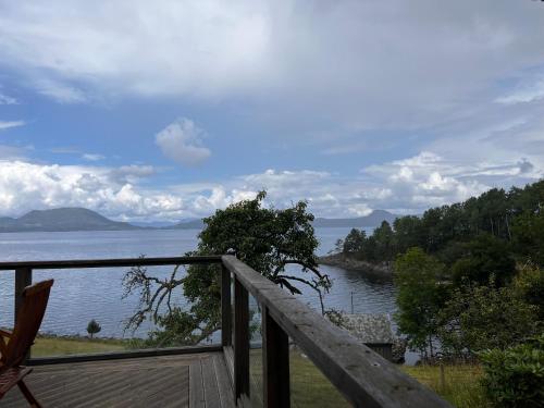 Apkārtne, Fjord house with a private bay, boats and sauna! in Skanevik