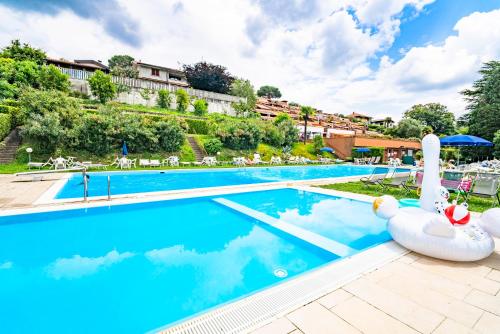Joly House - Lake Maggiore Apartment, Varese