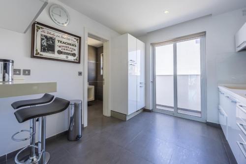 NEW Duplex penthouse w breathtaking views by SF HOMES 5