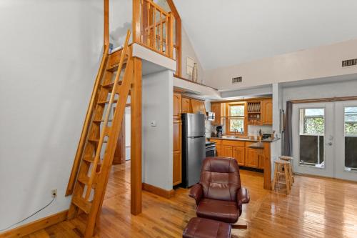 Cozy Townhome Near UF Campus in Gainesville, USA
