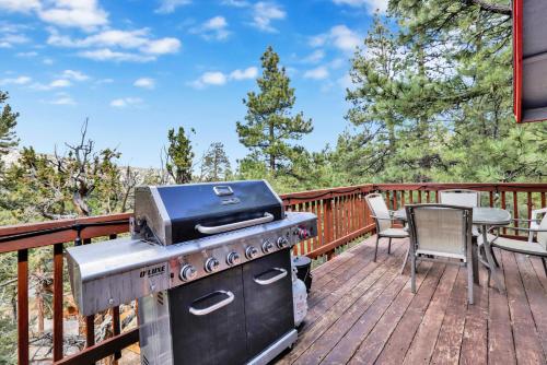 Lazy llama lodge #2150 in Big Bear City, USA