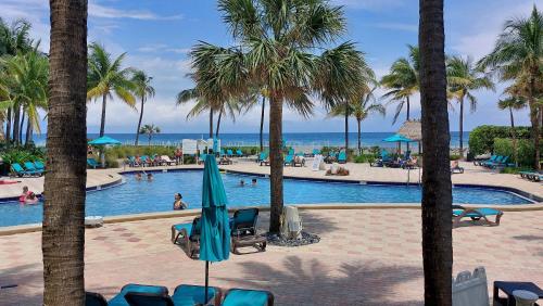 The Tides Apartments on the beach - image 13