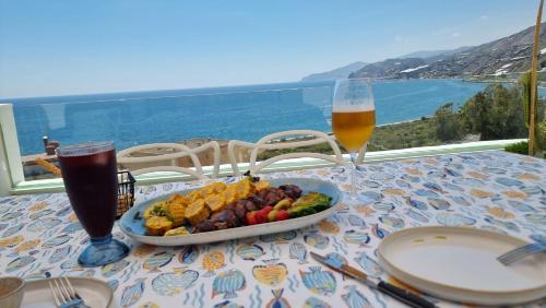 A környék, Vistas al Mediterraneo by ASH in La Mamola